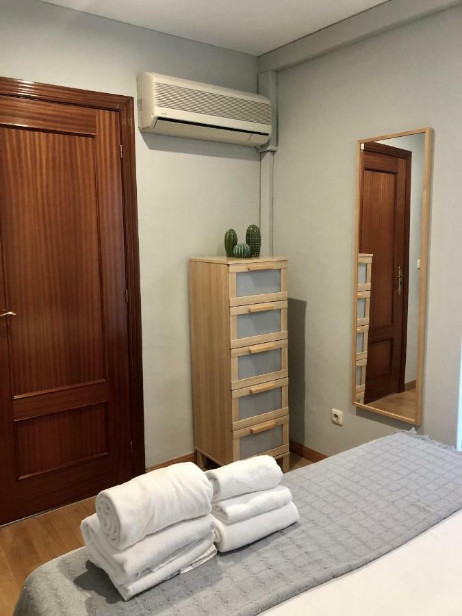 Apartamento San Blas-Antiguo Mercado Central Zaragoza Exteriör bild